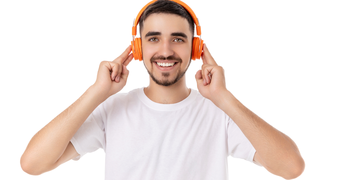 The Best Studio Monitor Headphones for Professional Podcast Editing: Lab-Style Reviews