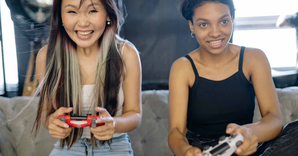 Is an L-Shaped Gaming Desk Worth It? Top 5 Amazon Picks for Small Rooms