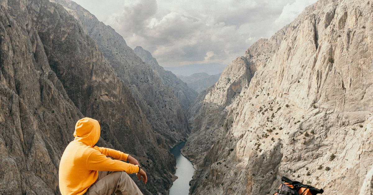 The Ultimate Guide to Best First Aid Kits: Testing Gear for High-Stakes Scenarios